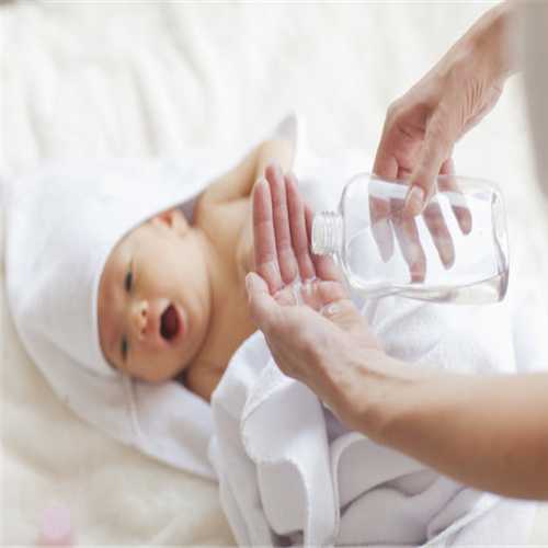美国试管婴儿冷冻胚胎移植和新鲜胚胎移植